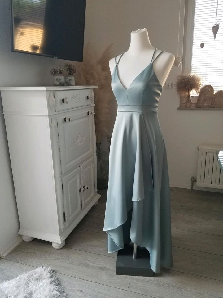 Abendkleid von Jake*s in Gr. 36 in Winterbach