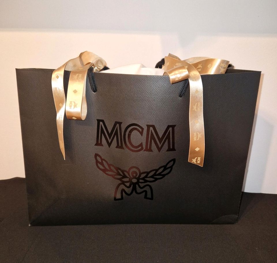 MCM Beuteltasche Small in Berlin