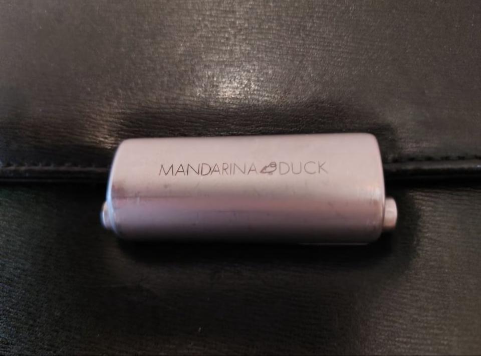 Mandarina Duck Tasche Leder  schwarz 34 x 30 x 12 cm kratzfest in Köln
