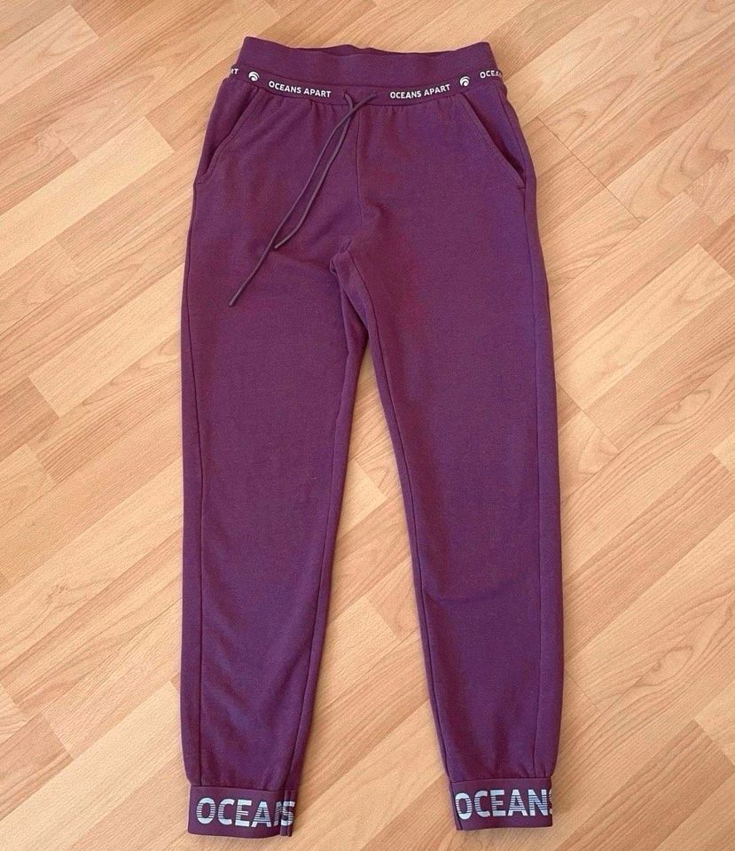 Oceans Apart Beauty Sweat Pant Hose Boho Berry Gr.S wie neu in Bad Schwalbach