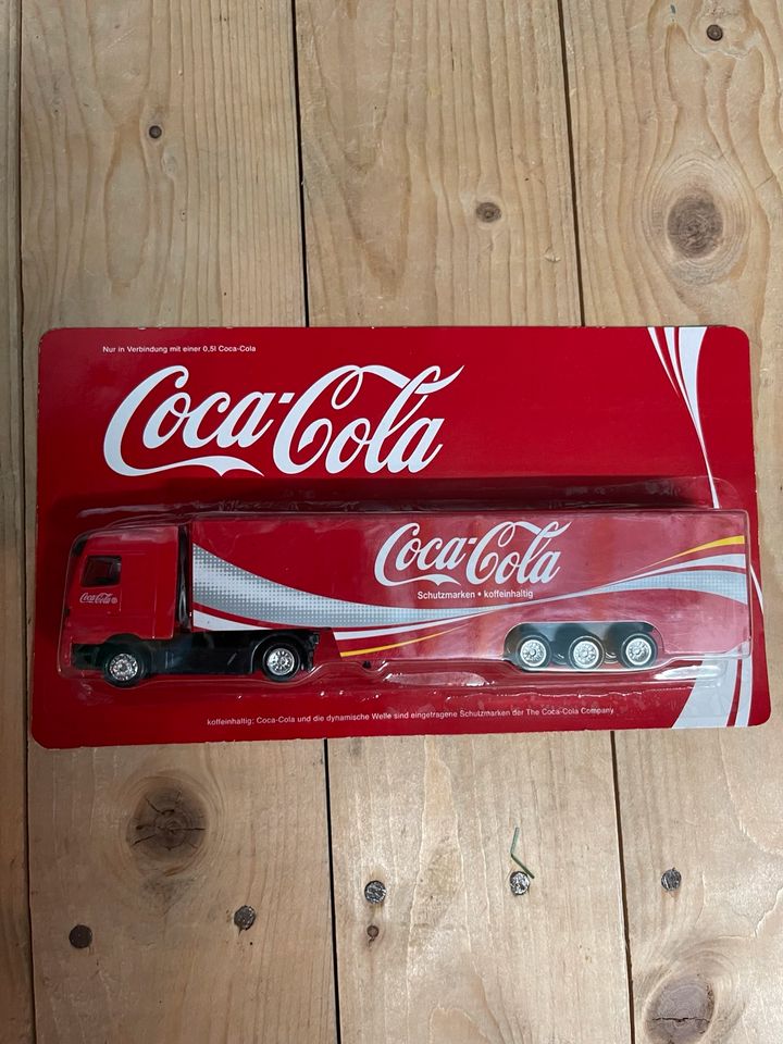 7 Coca-Cola Modell Autos 1:87 in Heek