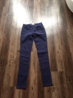 Superdry Hose Gr.26/32 neu original Nordrhein-Westfalen - Windeck Vorschau