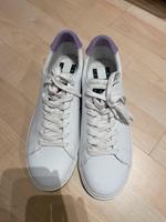 Tommy Hilfiger Sneaker 41 weiß lila Baden-Württemberg - Nufringen Vorschau