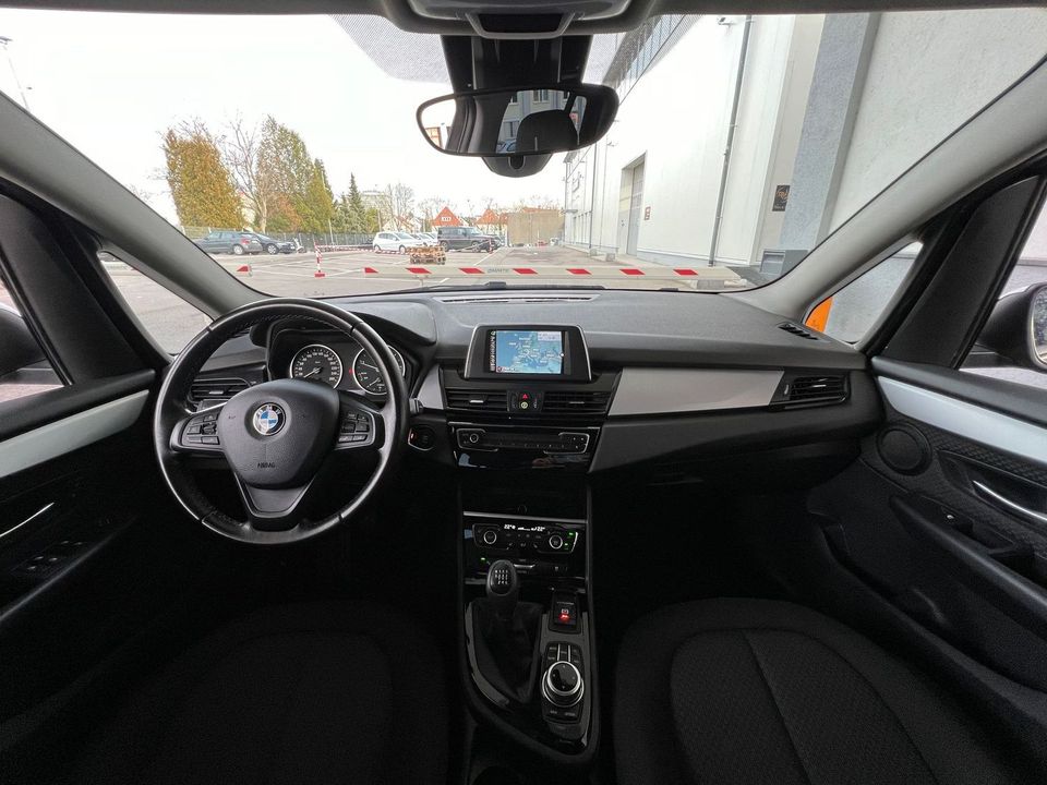 BMW 218 Gran Tourer 7 - Sitzer Navi LED Sitzheizung in Ludwigsburg
