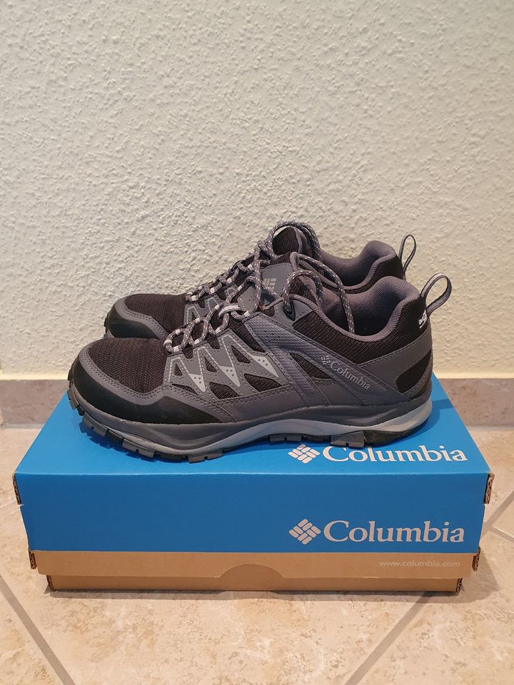 Columbia Wanderschuhe Gr.39 (fällt aus wie 38) Waterproof in Ratingen