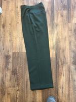 Tchibo Essentials Stoffhose in dunkel Grün 38 super bequem/weich Nordrhein-Westfalen - Bornheim Vorschau