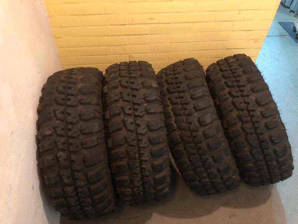 31x10,5/15 MT  oder 31x10,5R15 in Zweibrücken