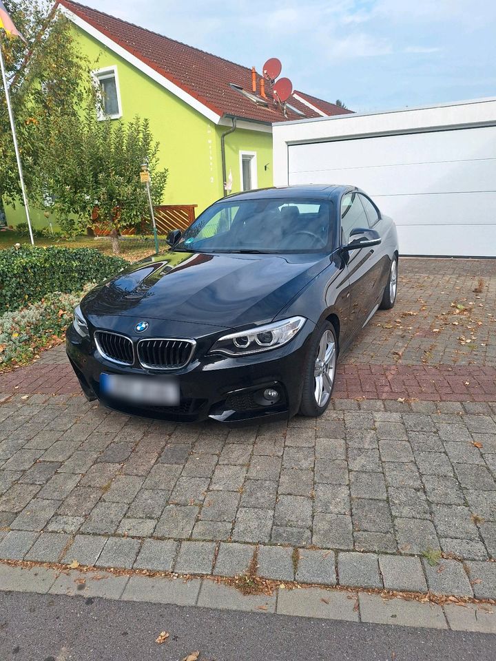 BMW 220i Coupé M-Paket in Bächingen an der Brenz