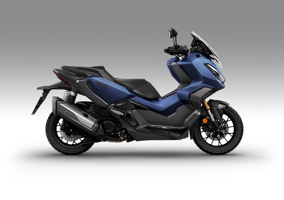 HONDA ADV 350 2024 Pacific Blue *sofort verfügbar* in Winnenden