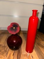 Rotes Vasenset mit Blume - Dekoration Hessen - Baunatal Vorschau