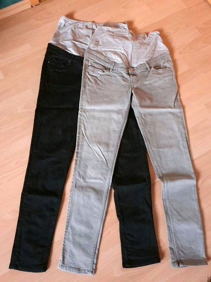 Diverse Umstands-Jeans von Esmara Gr. L (44/46) in Gieboldehausen