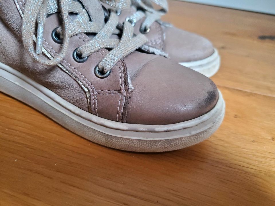 Gefütterte sneaker friboo beige braun Wildleder knöchelhoch in Bayern -  Rimpar | Gebrauchte Kinderschuhe Größe 26 kaufen | eBay Kleinanzeigen ist  jetzt Kleinanzeigen