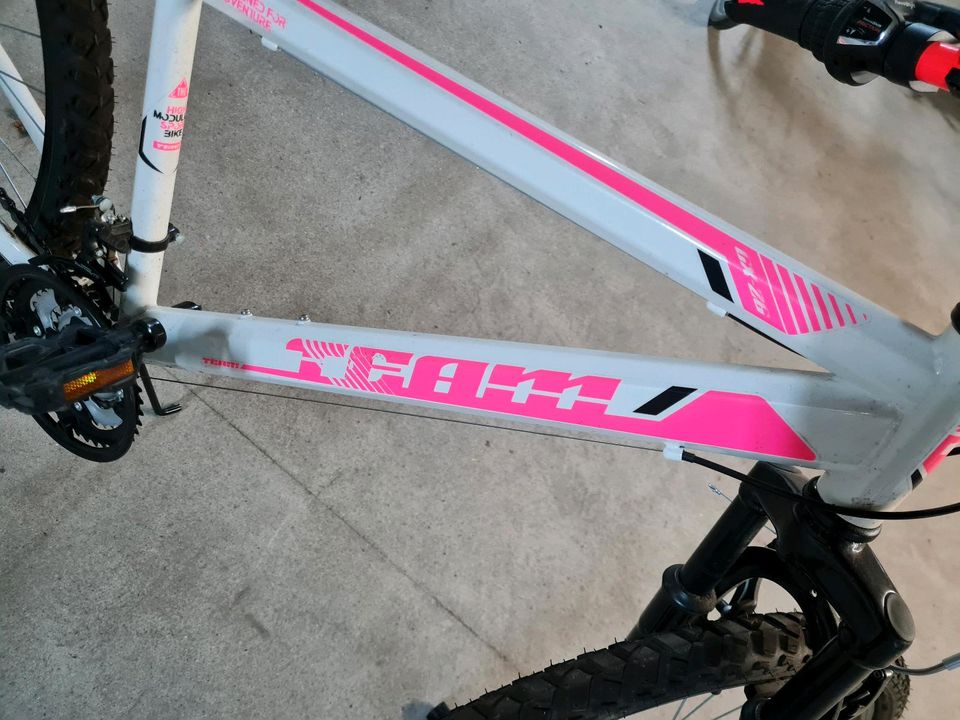 26 Zoll Team Fahrrad weiß rosa Mädchen Mountainbike in Düsseldorf