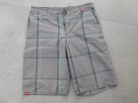 Shorts von Vans of the Wall W32 grau kariert Top Zustand Bayern - Ergolding Vorschau