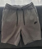 Nike Tech Fleece kurze Hose Gr. XS Hessen - Hainburg Vorschau