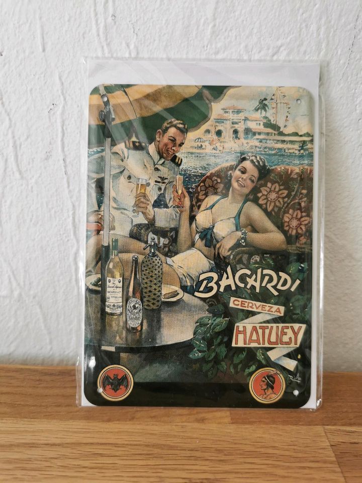 Bacardi Blechschild - In Originalverpackung in Berlin