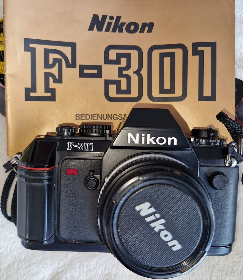 Verkaufe eine sehr gut erhaltene NIKON F 301 in Bad Aibling