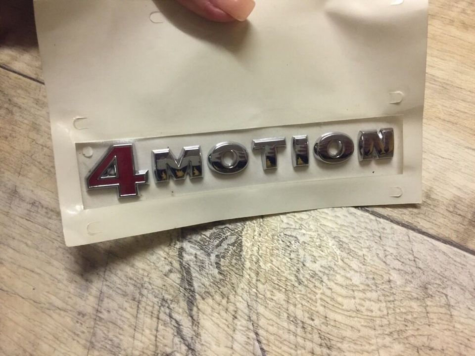 4Motion Schriftzug hinten Original Zeichen Logo Emblem Heckklappe in Arberg