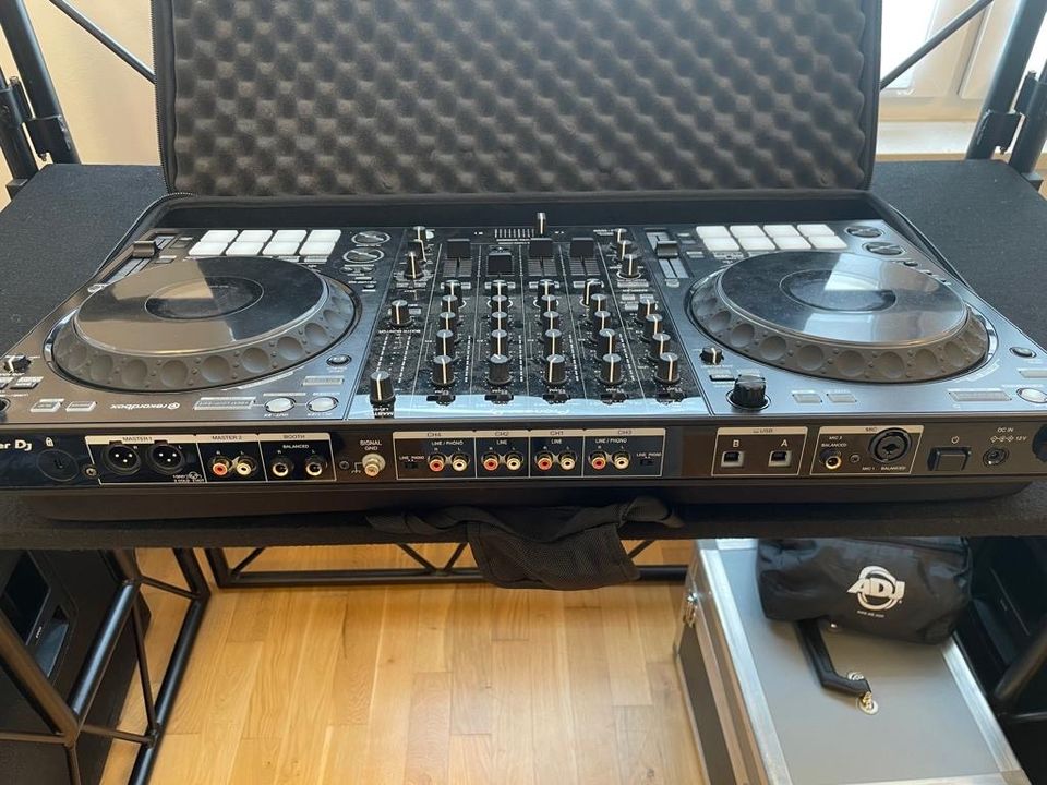 Pioneer DJ DDJ 1000 in Geesthacht