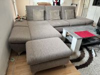 Couch, Sofa mit Hocker Niedersachsen - Süpplingenburg Vorschau