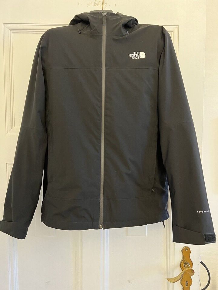 The North Face HERREN MOUNTAIN LIGHT FUTURELIGHT™ TRICLIMATE® JAC in Berlin