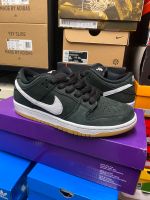 Nike Dunk Low SB Black Gum EU42.5 Kreis Pinneberg - Schenefeld Vorschau