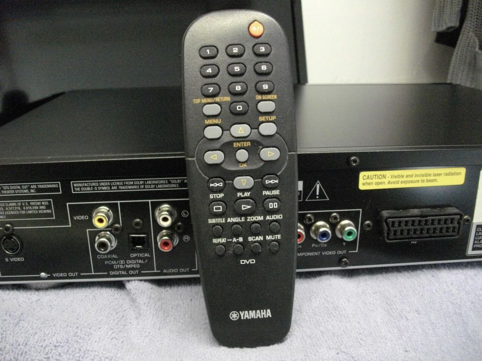 Yamaha DVD-S 540, Schwarz, Codefree in Tangstedt 