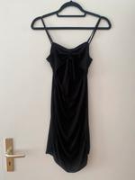 Schwarzes Kleid mit Cut Outs Mitte - Wedding Vorschau