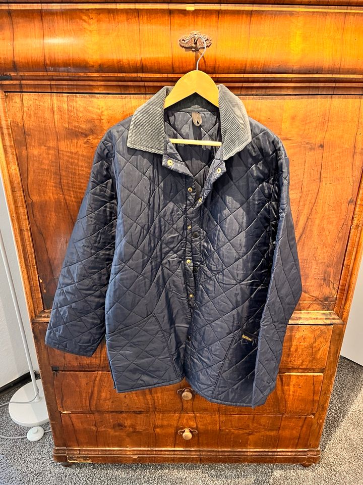 BARBOUR STEPPJACKE BLAU Gr. 48 - 50 / M in Altensteig