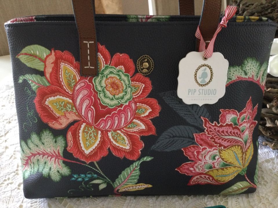 PIP STUDIO Shopper Jambo Flower Handtasche Tasche Geschenk NEU in  Rheinland-Pfalz - Gerolsheim | eBay Kleinanzeigen ist jetzt Kleinanzeigen