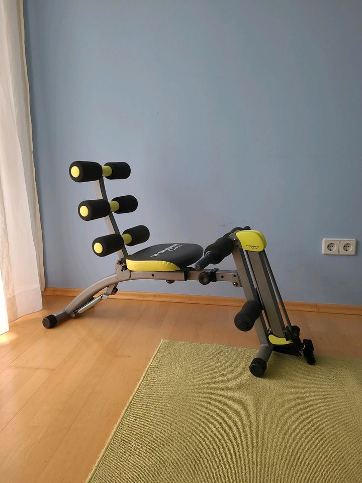 Wondercore Trainingsgerät, Hometrainer, Sportgerät in Karben