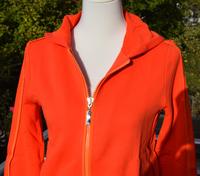 Kapuzenjacke von Escada Neu. Sehr schönes orange Bayern - Germering Vorschau