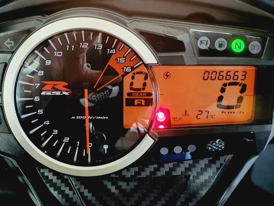 Suzuki GSX-R 750*Sondermodel*Barry Sheene*NEUZUSTAND*6663km* in Waghäusel