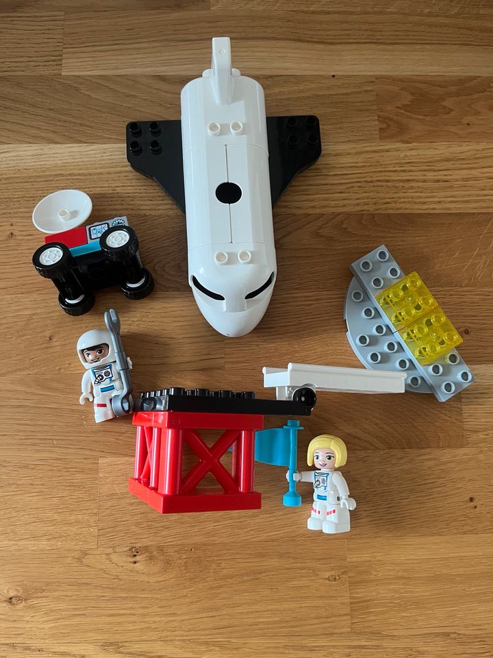 Lego Duplo Spaceshuttle Weltraummission 10944 in Hannover