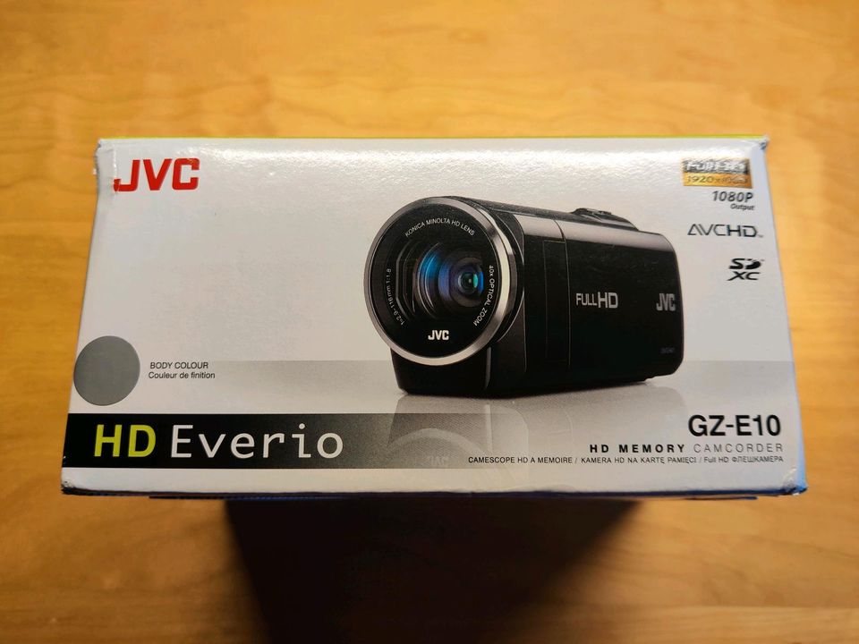JVC Camcorder HD Everio GZ-E10 in St. Leon-Rot