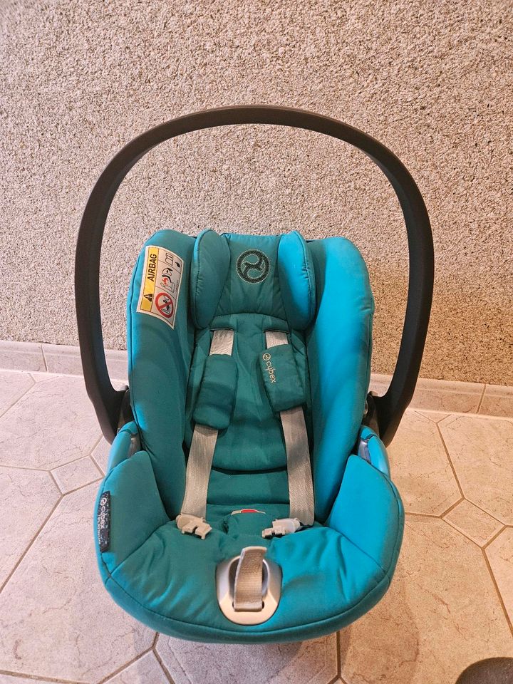 Babyschale, Cybex Cloud Z i-size mit Base in Mellingen