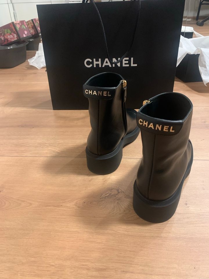 Chanel Halbstiefel Gr.39 in Dortmund