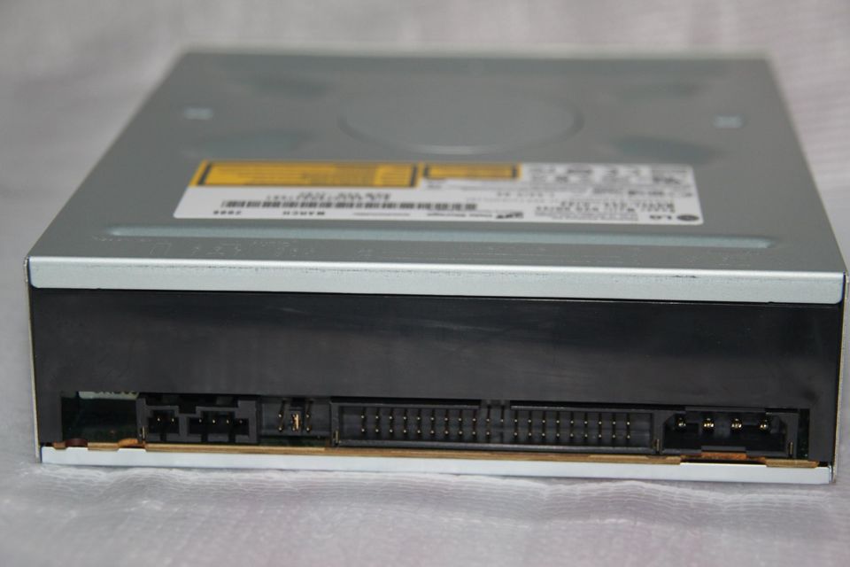 Super Multi DVD Drive LG GSA-H10A, helle Blende, IDE in Düsseldorf