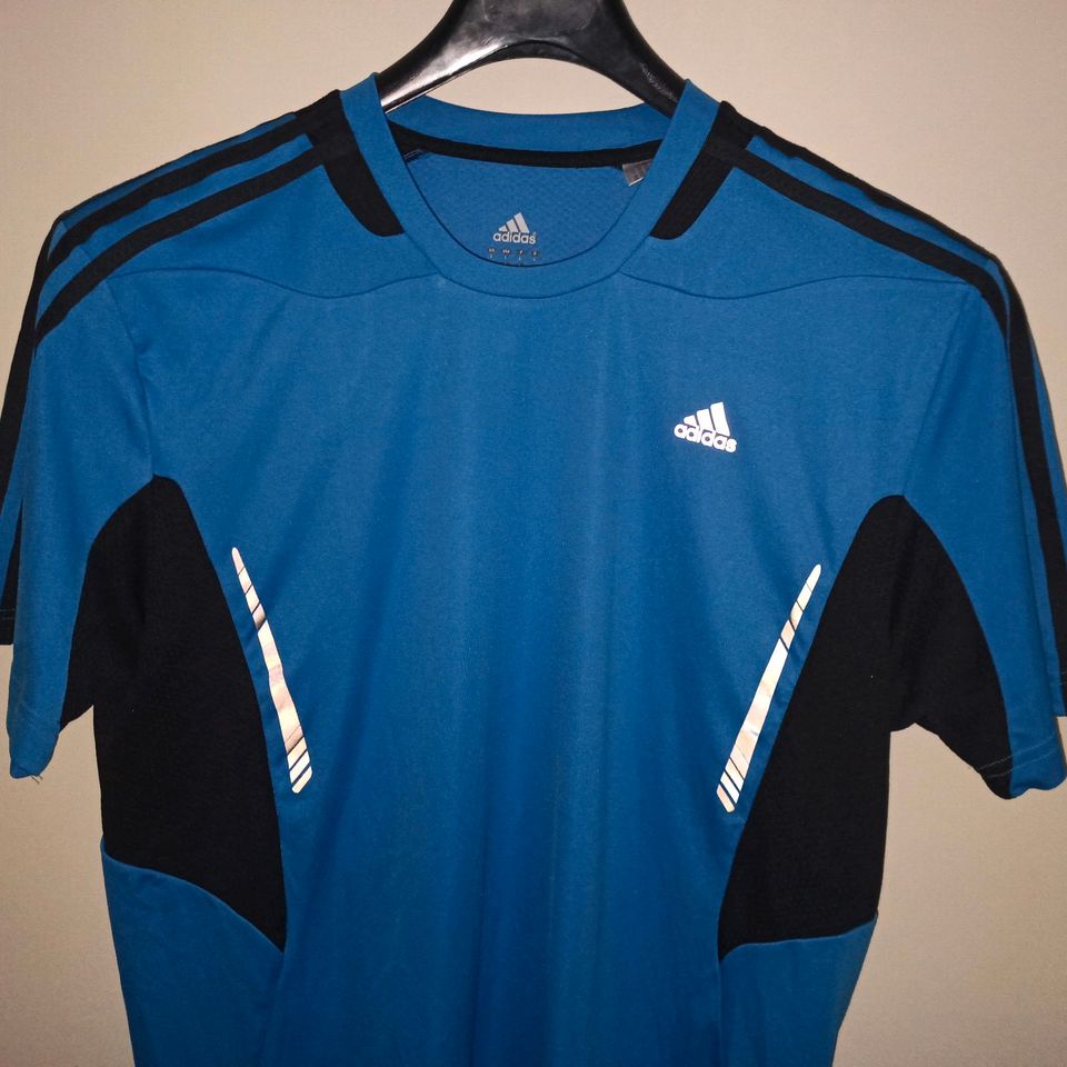 Adidas CLIMA COOL Shirts Gr. L in Uelzen