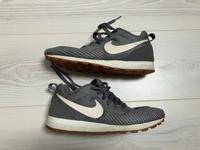 Nike Turnschuhe Laufschuhe Gr. 40 Runner Hallenschuhe grau Sport Brandenburg - Velten Vorschau