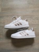 Adidas Schuhe Sneaker Turnschuhe 35 1/2 Sachsen - Zwoenitz Vorschau