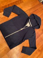 122 7 J Sweatjacke blau Kapuze Carters bwl. Leicht Berlin - Wilmersdorf Vorschau