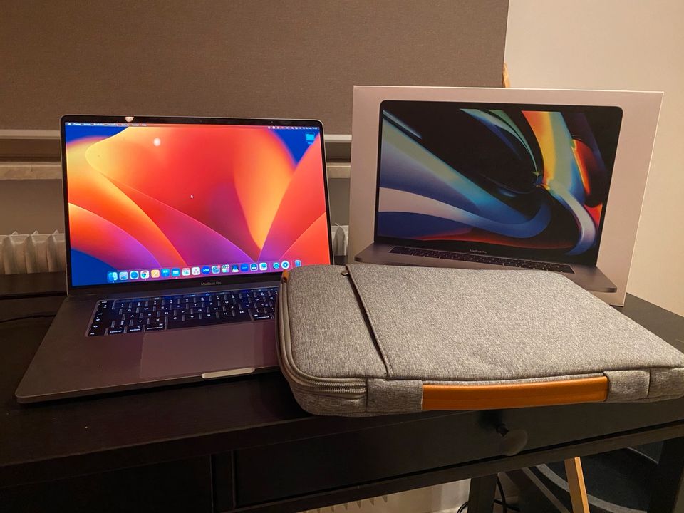MacBook Pro 2019, 16 Zoll 16 GB, 512 SSD in Weinheim