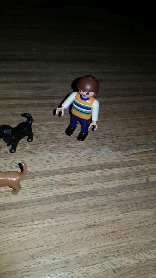 * PLAYMOBIL 4498 Berner Sennenhund mit Welpen Hundehütte TOP * in Jüchen