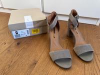 Clarks Deva Mae Riemensandalette Sandalen sage Gr. 38 wie neu Berlin - Tegel Vorschau