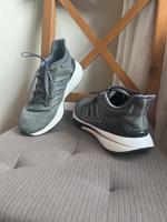 Adidas Sportschuhe Gr.40 2/3 Hessen - Karben Vorschau