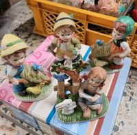 4 alte Porzellan/Keramik Figuren Kinder und Tiere Frühling/Ostern Schleswig-Holstein - Lübeck Vorschau