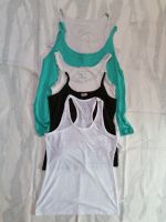 3er Set Basic Tank Top schwarz weiß Nordrhein-Westfalen - Paderborn Vorschau