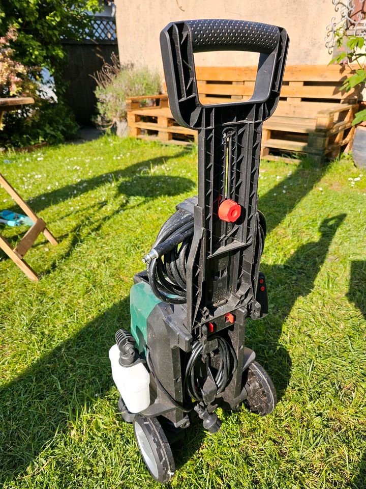 Bosch Universal Aquatak 135 in Garbsen