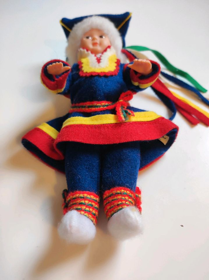 ❤️Altes Püppchen Souvenir Finnland Tracht Sammler Rar in Braunschweig